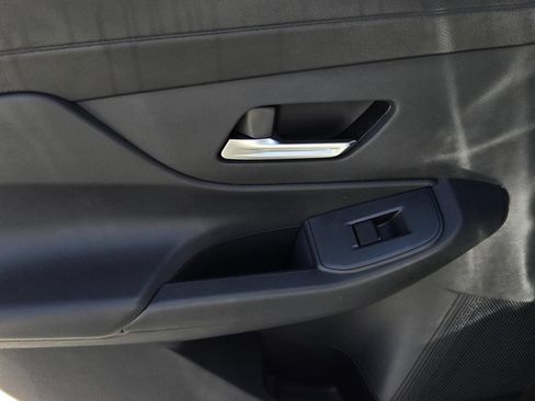 New 2027 Nissan Sentra SV w/ Floor Mat Package FWD image 9