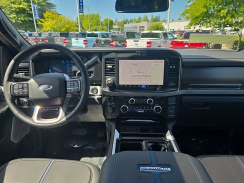 New 2026 Ford F250 Platinum w/ Tremor Off-Road Package AWD/4WD image 16