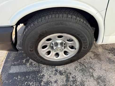 Used 2012 Chevrolet Express 1500 LS w/ Power Package image 5