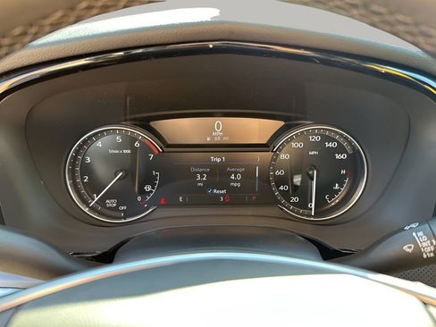 New 2025 Cadillac XT5 Luxury image 30