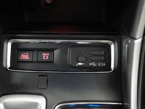 Used 2022 Subaru Ascent Limited w/ Technology Package AWD/4WD image 37