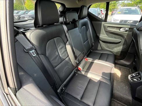 Certified 2023 Volvo XC40 B5 Plus w/ Driver Assist Package image 18