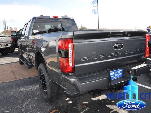 New 2026 Ford F350 Lariat w/ Black Appearance Package image 3