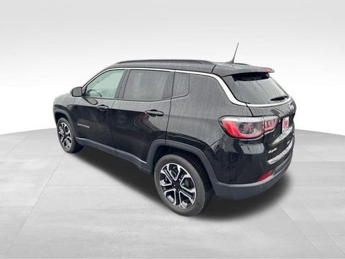 Used 2024 Jeep Compass Limited image 7