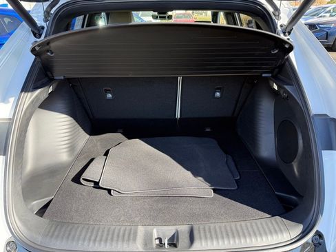 Certified 2025 Acura ADX A-Spec image 18