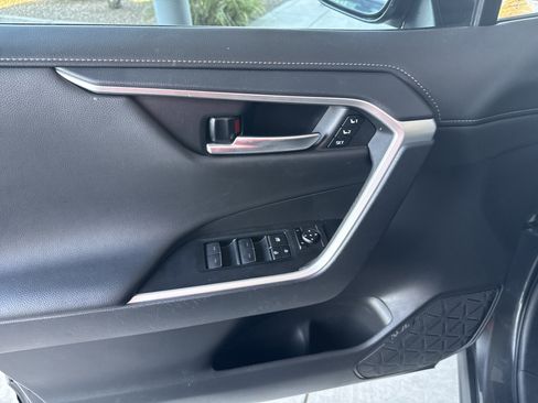 Used 2024 Toyota RAV4 Limited image 24