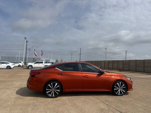 Certified 2022 Nissan Altima 2.5 SR FWD image 26