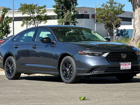 New 2025 Honda Accord SE image 2