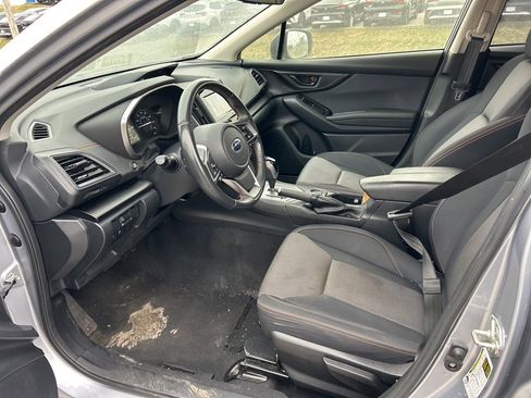 Used 2023 Subaru Crosstrek 2.0i Premium image 6
