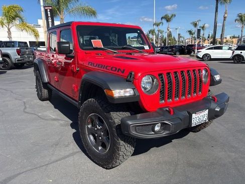 Used 2022 Jeep Gladiator Rubicon w/ Trailer Tow Package AWD/4WD image 2