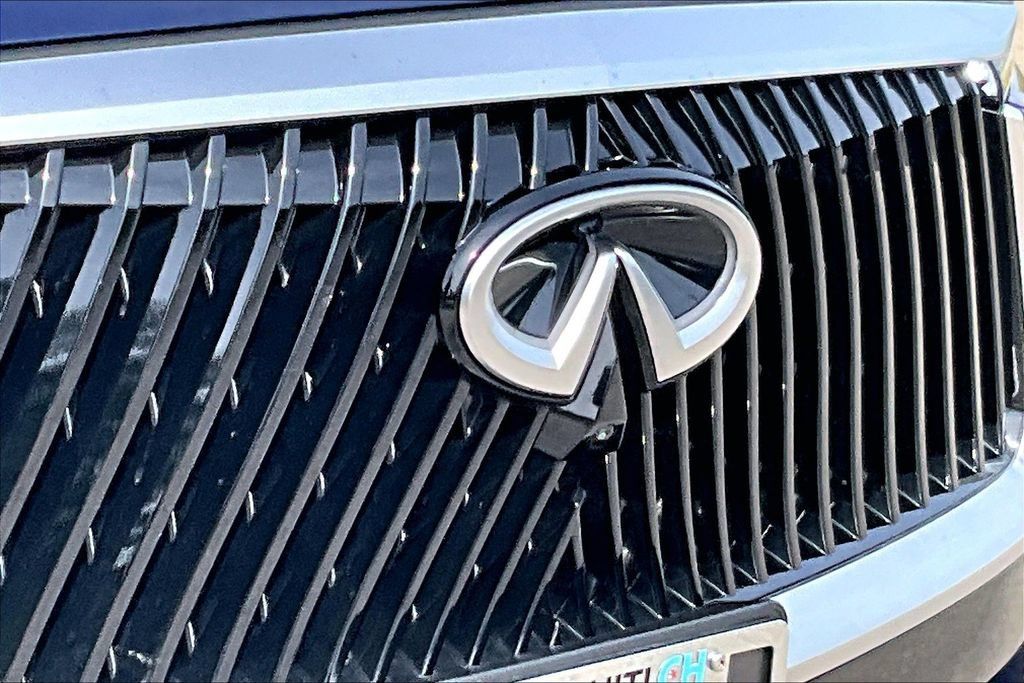 Certified 2027 INFINITI QX60 Luxe w/ Cargo Package AWD/4WD image 11