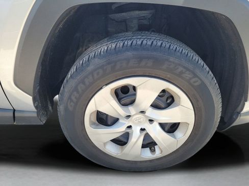 Certified 2024 Toyota RAV4 LE image 4