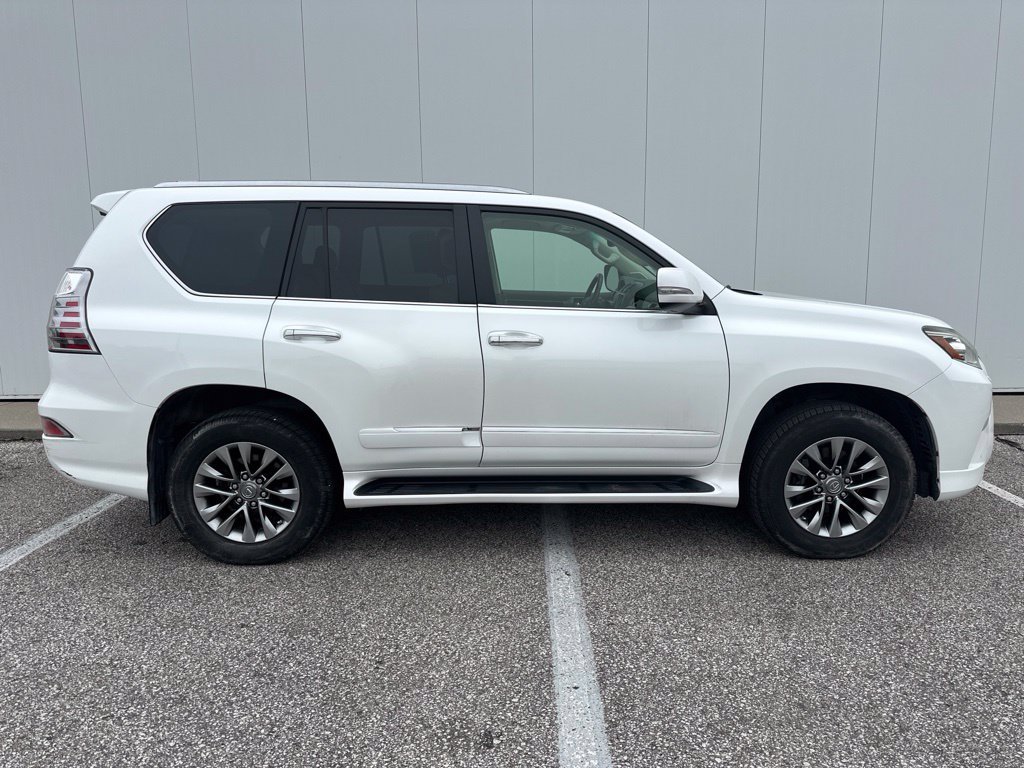 Used 2014 Lexus GX 460 Luxury AWD/4WD image 9