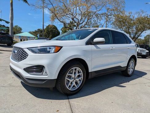 Certified 2024 Ford Edge SEL w/ Convenience Package image 7