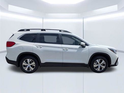 Used 2025 Subaru Ascent Premium AWD/4WD image 3