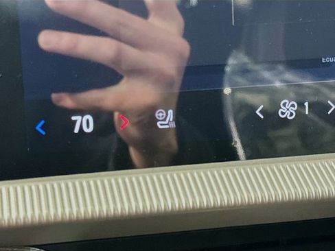 New 2026 Ford Explorer ST w/ Sun And Sound Package image 21