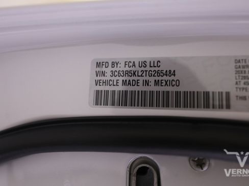 New 2026 RAM 2500 Laramie AWD/4WD image 35