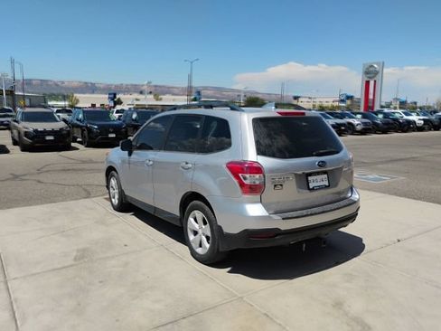 Used 2016 Subaru Forester 2.5i Premium AWD/4WD image 7