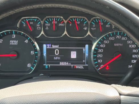 Used 2018 Chevrolet Tahoe LT RWD image 14