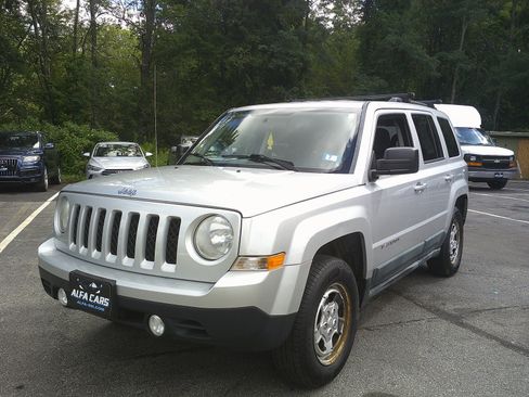 Used 2011 Jeep Patriot Sport w/ PWR Value Group AWD/4WD image 1