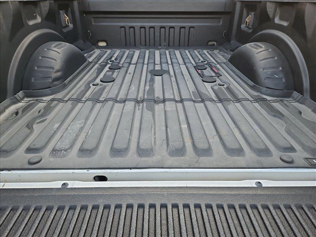 Used 2019 Ford F250 XL w/ Power Equipment Group AWD/4WD image 6