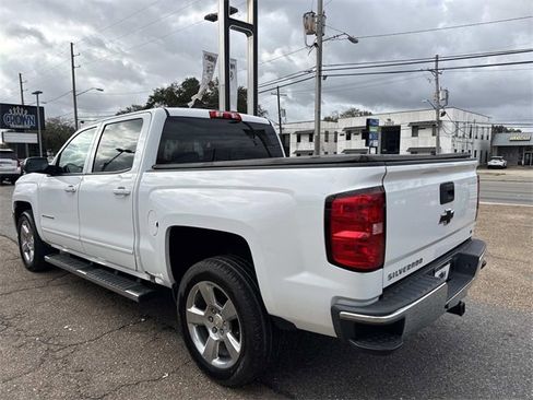Used 2018 Chevrolet Silverado 1500 LT w/ Texas Edition image 9