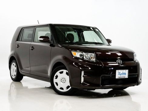 Used 2014 Scion xB image 5