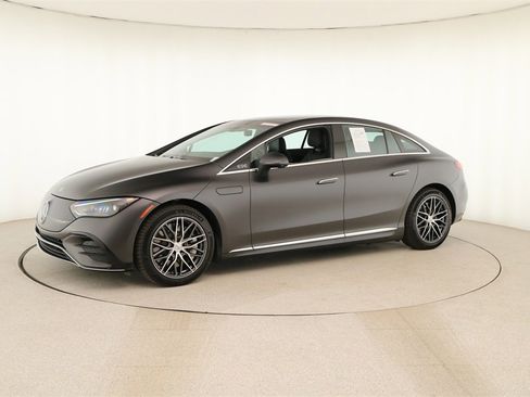 Used 2024 Mercedes-Benz EQE 500 4MATIC Sedan w/ AMG Line Exterior Package image 13
