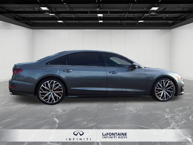Used 2021 Audi S8 L w/ S8 Executive Package AWD/4WD image 6
