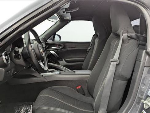 Used 2018 FIAT 124 Spider Classica image 14