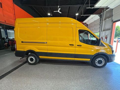 Used 2021 Ford Transit 250 148 High Roof w/ Load Area Protection Package RWD image 2