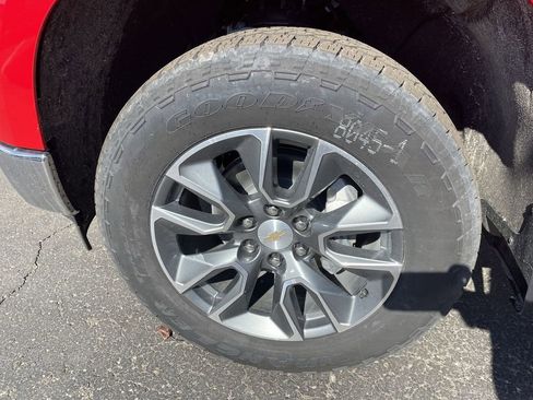 New 2026 Chevrolet Silverado 1500 LT image 10