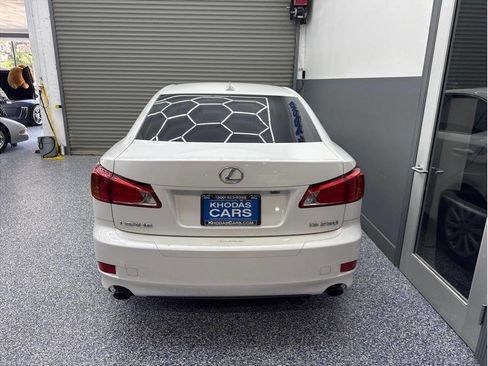 Used 2009 Lexus IS 250 image 4