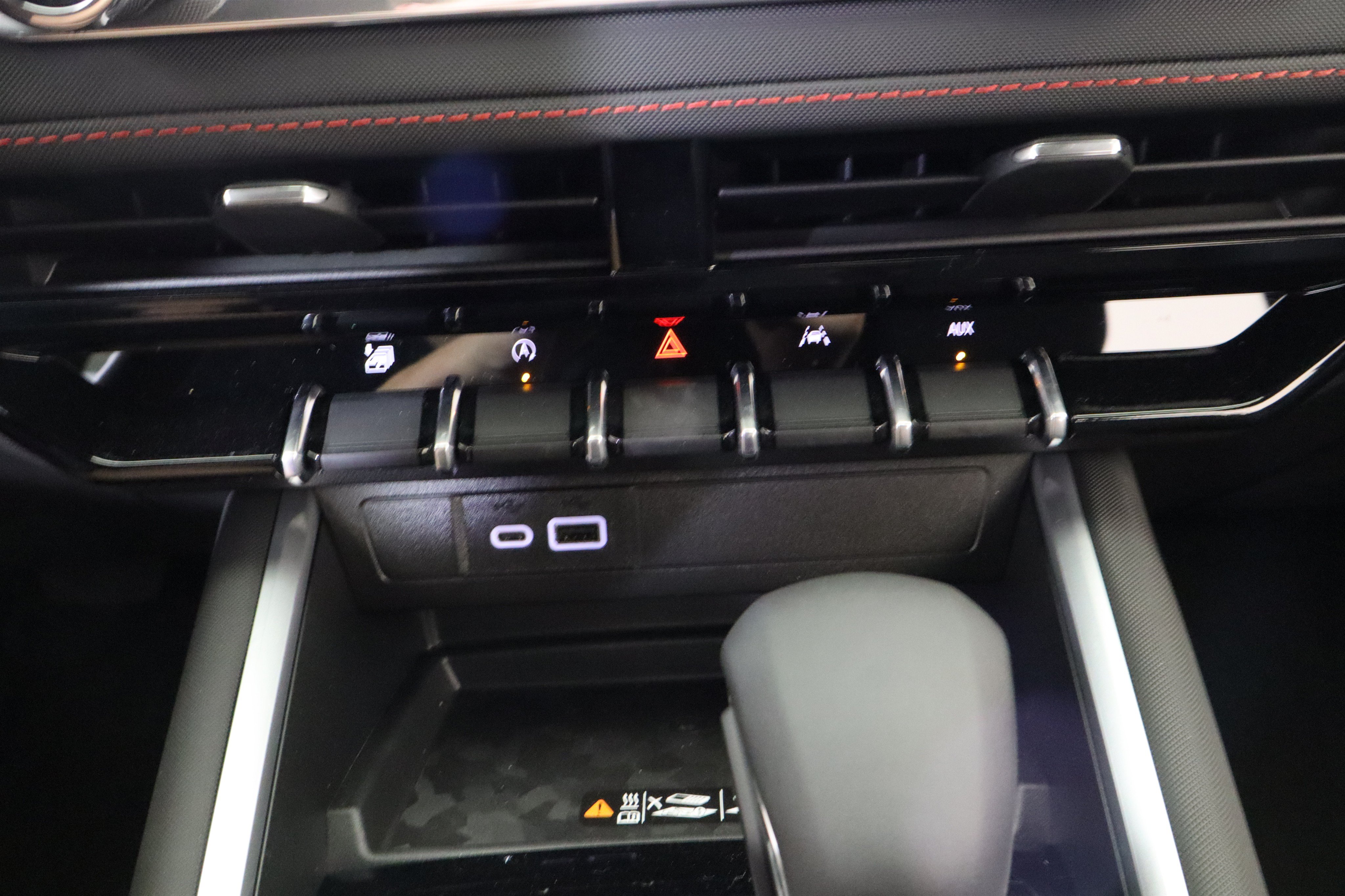 New 2026 Chevrolet Colorado Z71 w/ Technology Package AWD/4WD image 28