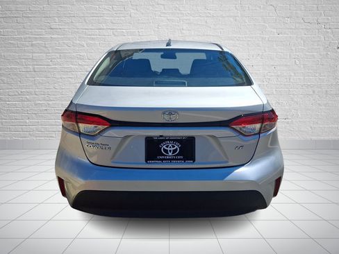 Used 2023 Toyota Corolla LE FWD image 5
