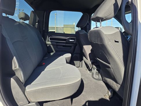 Used 2024 RAM 3500 Big Horn image 15