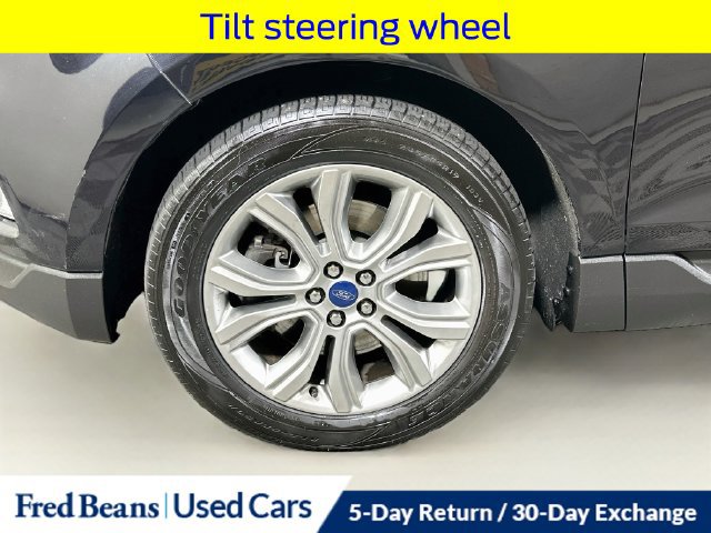 Used 2019 Ford Edge Titanium AWD/4WD image 37