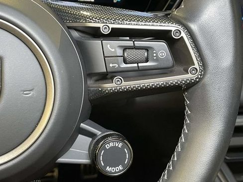 Certified 2024 Porsche Macan Turbo Electric AWD/4WD image 41