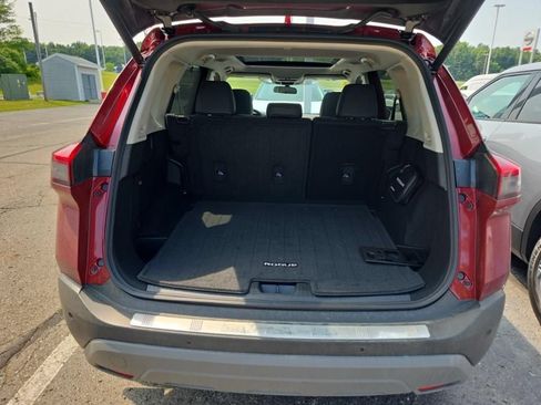 Certified 2023 Nissan Rogue SV w/ SV Premium B Package AWD/4WD image 14
