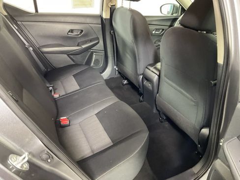 Used 2024 Nissan Sentra SV FWD image 22
