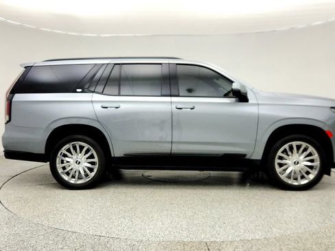 Used 2023 Cadillac Escalade Sport Platinum w/ LPO, ONYX Package AWD/4WD image 4