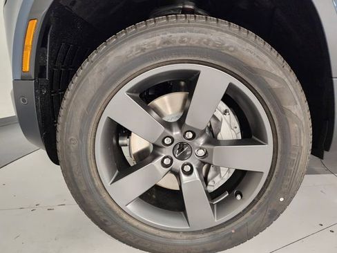 Used 2026 Land Rover Defender 110 S AWD/4WD image 8