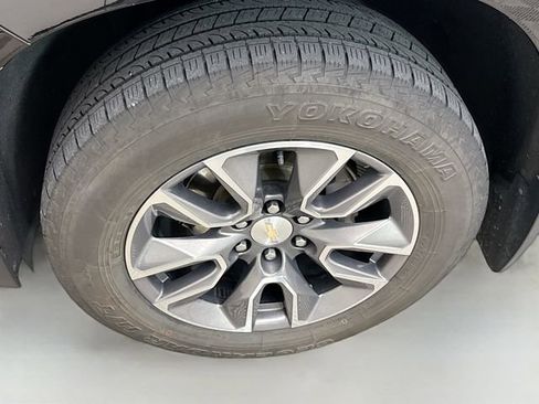 Used 2022 Chevrolet Tahoe LT w/ Luxury Package image 36