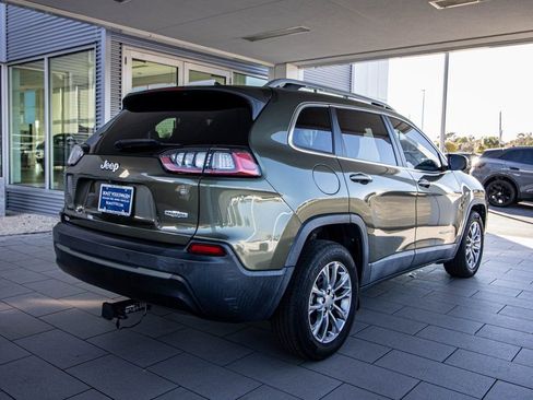 Used 2019 Jeep Cherokee Latitude Plus image 18