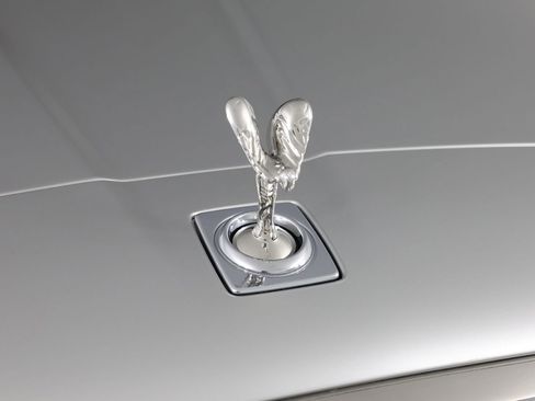 Certified 2022 Rolls-Royce Cullinan w/ Cullinan Package AWD/4WD image 30