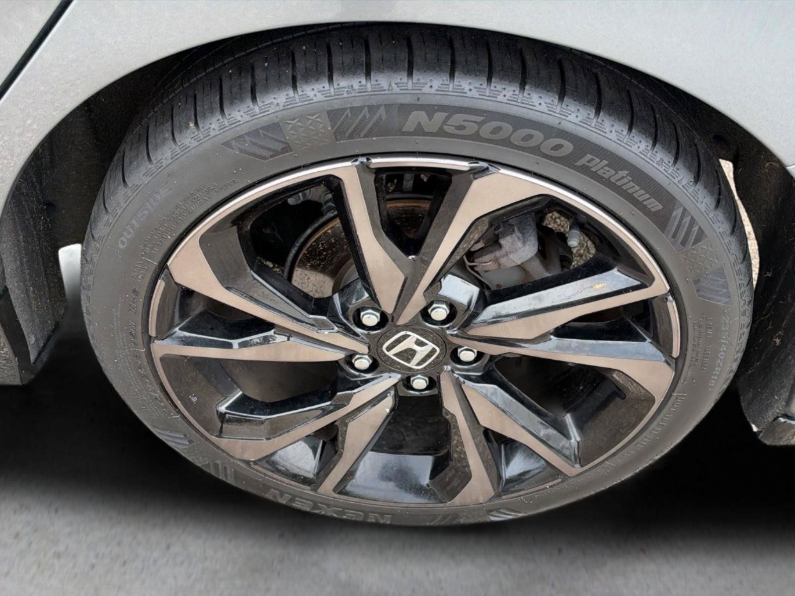 Used 2018 Honda Civic Sport image 12