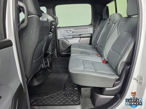 Used 2022 RAM 1500 Big Horn AWD/4WD image 16