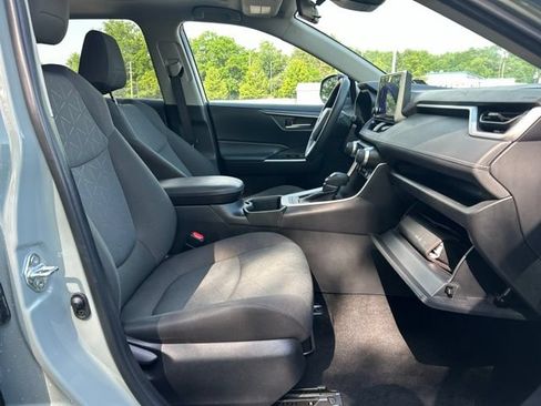 Used 2023 Toyota RAV4 XLE w/ Convenience Package AWD/4WD image 18