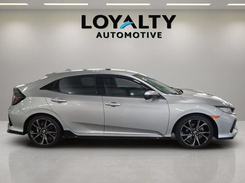 Used 2018 Honda Civic Sport Touring image 6