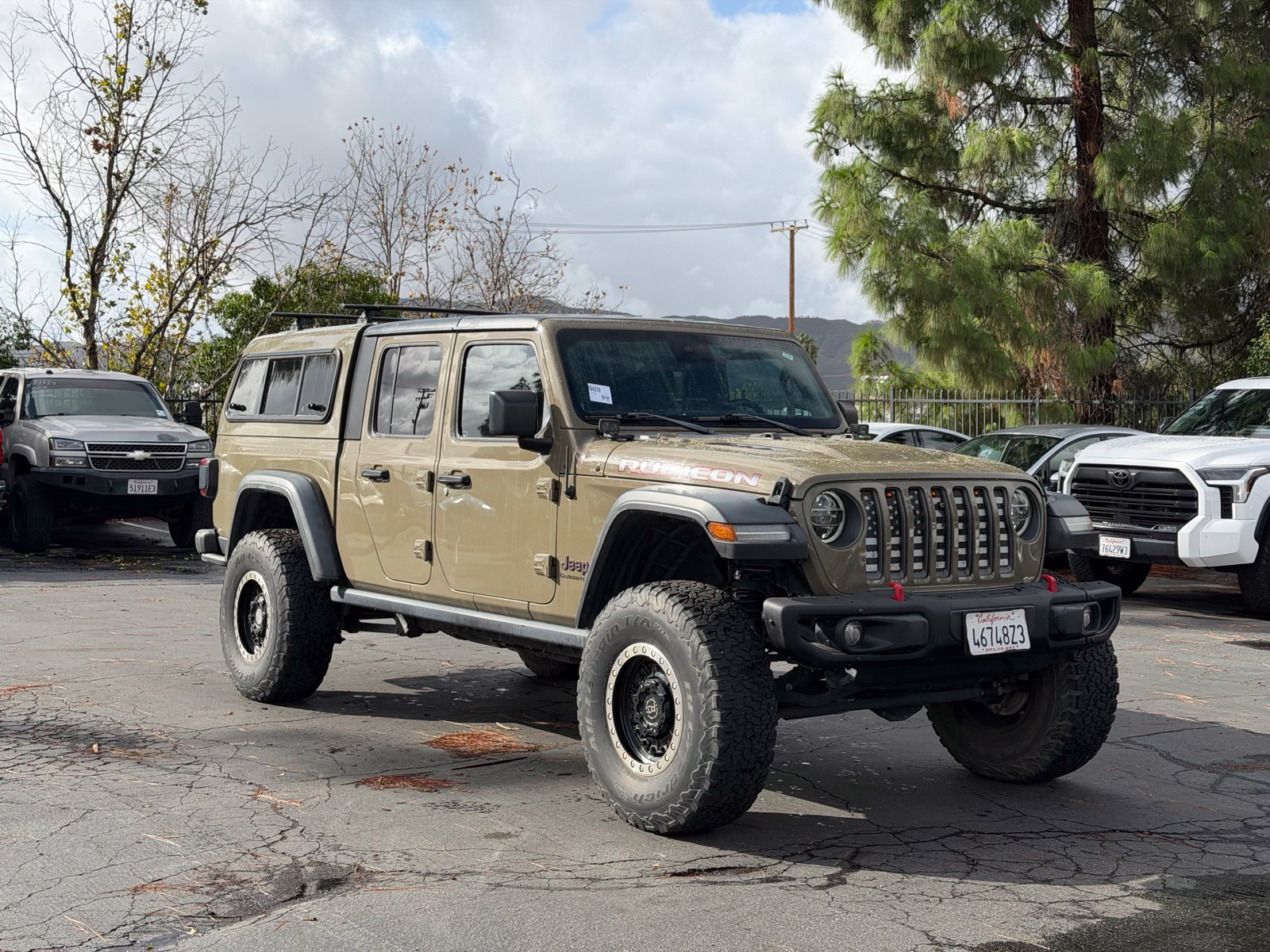 Used 2020 Jeep Gladiator Rubicon AWD/4WD image 2